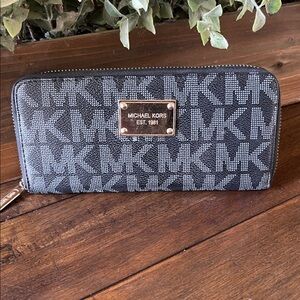 Michael Kors Brown Signature Logo Wallet With Gold Logo Plate, 8x4